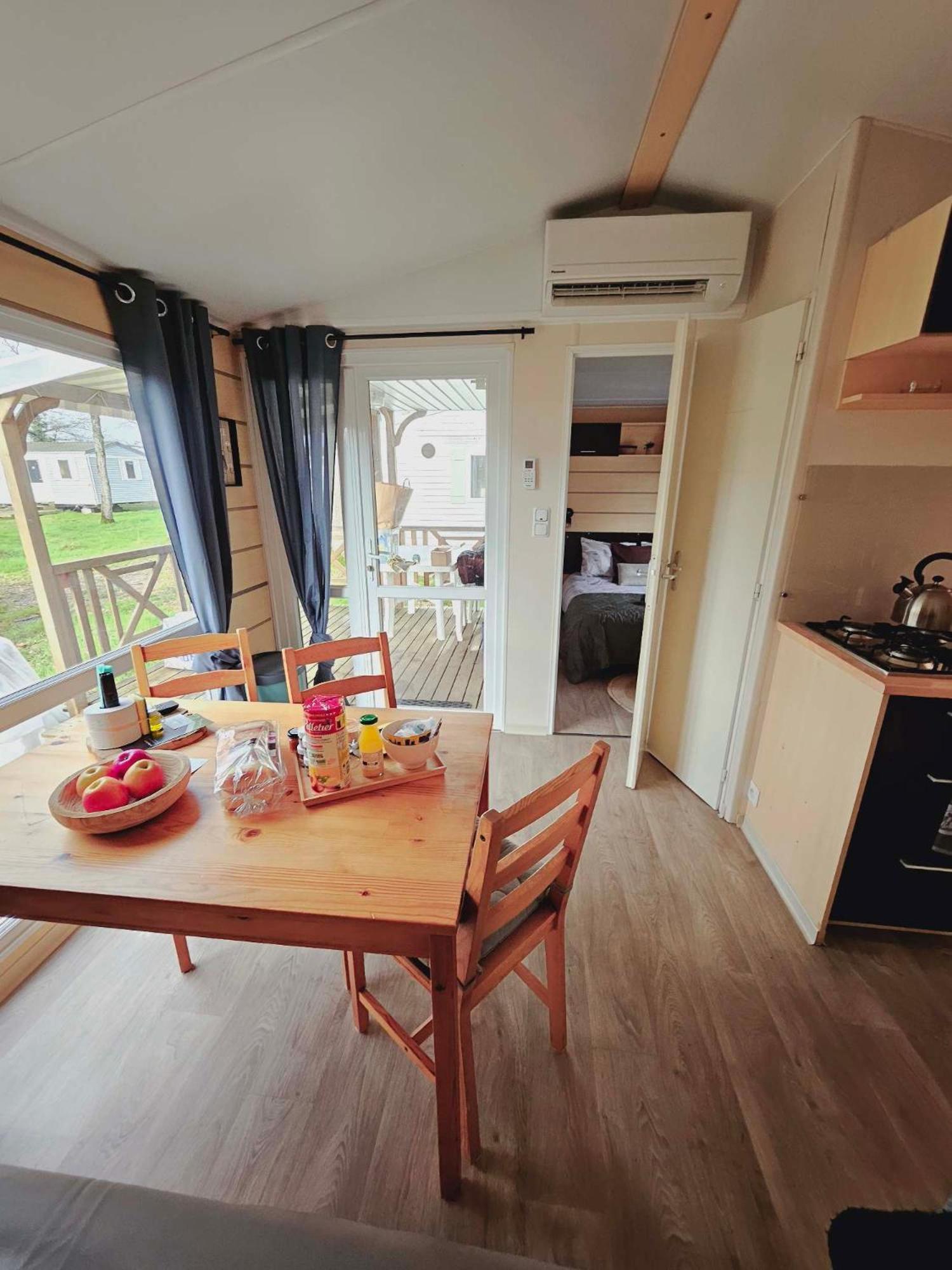 La Boissiere-de-Montaigu Bungalow Cosy Equipe מראה חיצוני תמונה